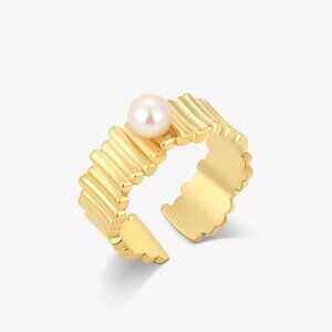 Wave Ring With Japanese Akoya Seawater pearl